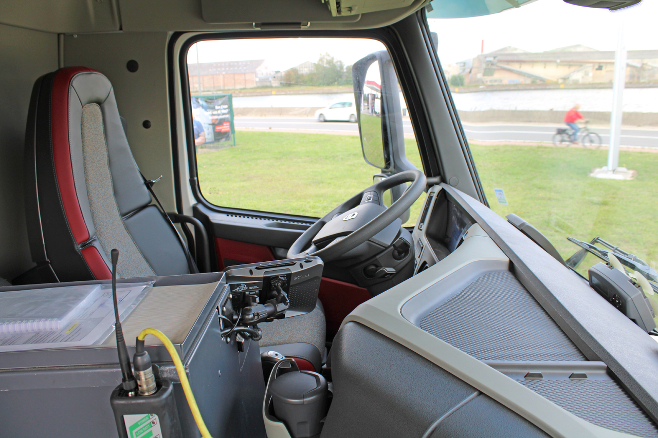 VOLVO FM - Camion citerne: photos 5 VOLVO FM - Camion citerne: photos 5