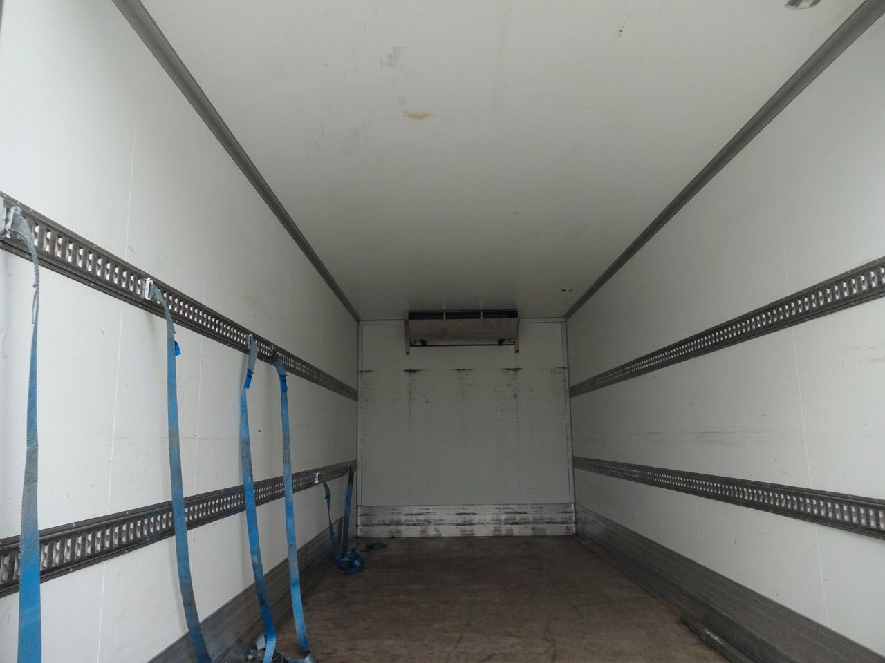 Camion fourgon DAF LF 220, 16 T, LBW, Türen, Klima, Automat, Kamera: photos 13