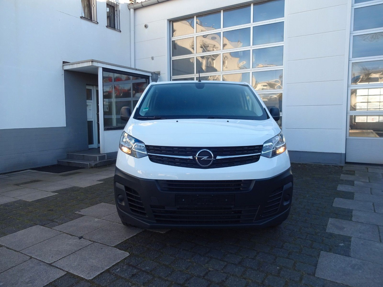 Opel 50 x Vivaro Kasten L1H1, Klima, PDC, - Fourgonnette: photos 4 Opel 50 x Vivaro Kasten L1H1, Klima, PDC, - Fourgonnette: photos 4