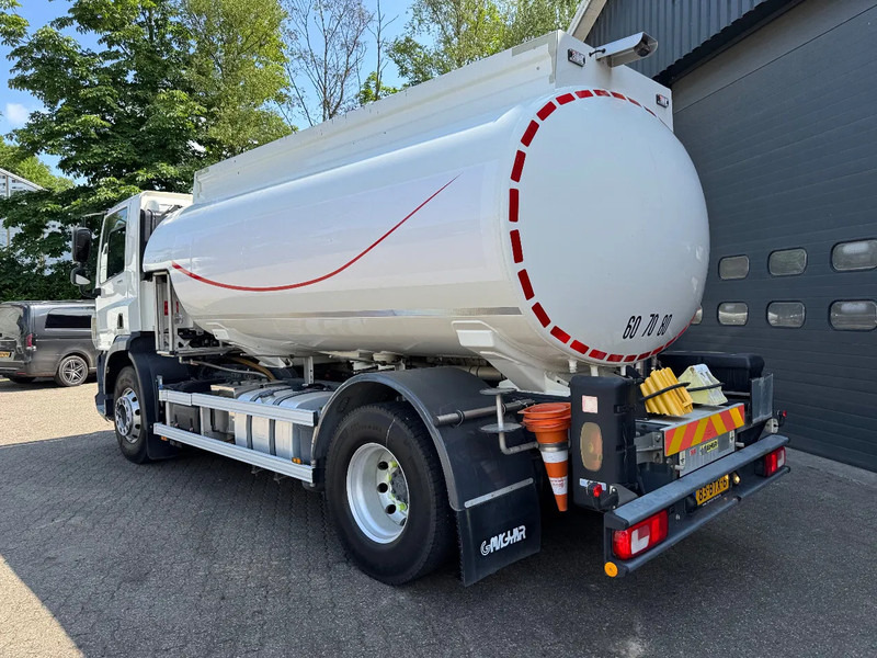 DAF CF 290 12.000 Fuel Diesel/Benzin Alle keuringen! Top conditie - Camion citerne: photos 4 DAF CF 290 12.000 Fuel Diesel/Benzin Alle keuringen! Top conditie - Camion citerne: photos 4