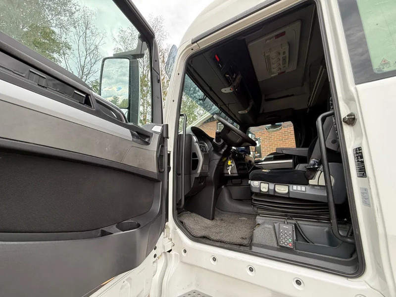 MAN TGX 18.400 XLX AHK LBW Standairco NL Truck - Camion porte-conteneur/ Caisse mobile: photos 5 MAN TGX 18.400 XLX AHK LBW Standairco NL Truck - Camion porte-conteneur/ Caisse mobile: photos 5