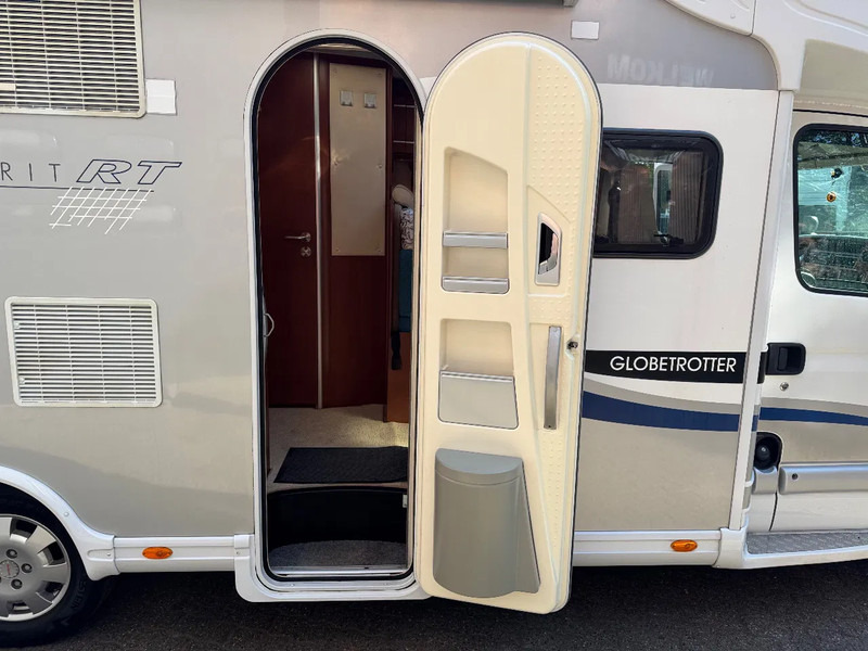 Renault Dethleffs Esprit RT 6614 Half integraal DCI 150 - Camping-car profilé: photos 5 Renault Dethleffs Esprit RT 6614 Half integraal DCI 150 - Camping-car profilé: photos 5