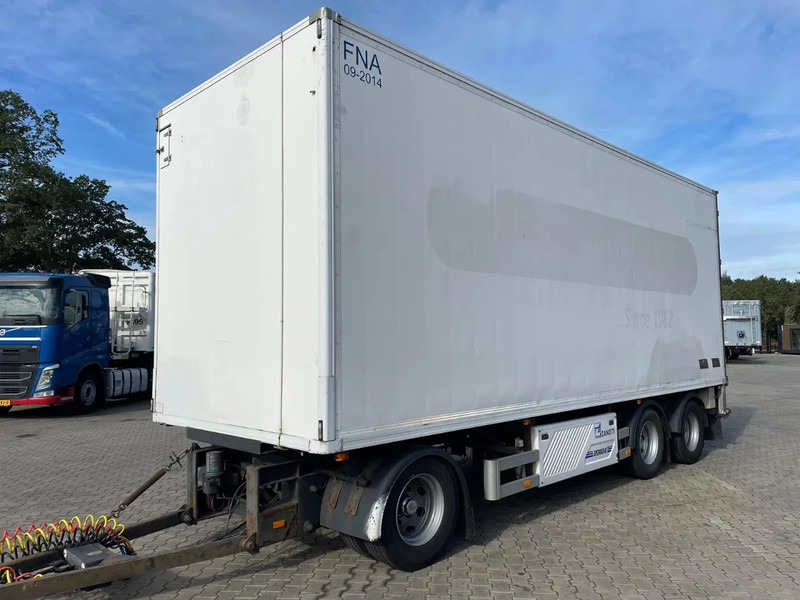 Renders 3AS Koelaanhanger Diesel+Elektrisch 10T assen - Remorque isothermique: photos 1 Renders 3AS Koelaanhanger Diesel+Elektrisch 10T assen - Remorque isothermique: photos 1