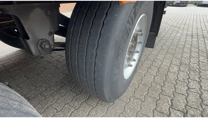 Semi-remorque isothermique Schmitz Cargobull SKO 24 5x Meatrails Rohrbahnen Fleisch Carrier Vector 1950MT: photos 16 Semi-remorque isothermique Schmitz Cargobull SKO 24 5x Meatrails Rohrbahnen Fleisch Carrier Vector 1950MT: photos 16