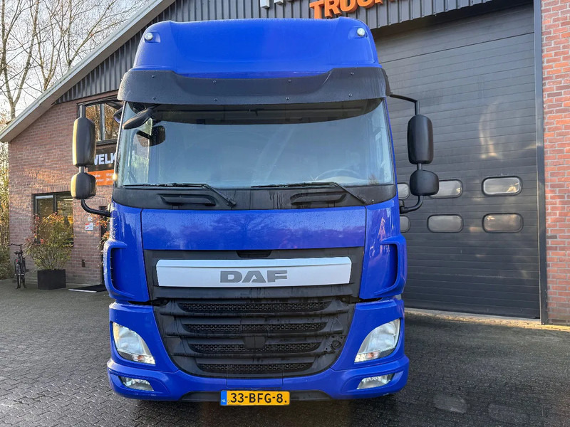 DAF CF 400 Space Cab - Tracteur routier: photos 4 DAF CF 400 Space Cab - Tracteur routier: photos 4