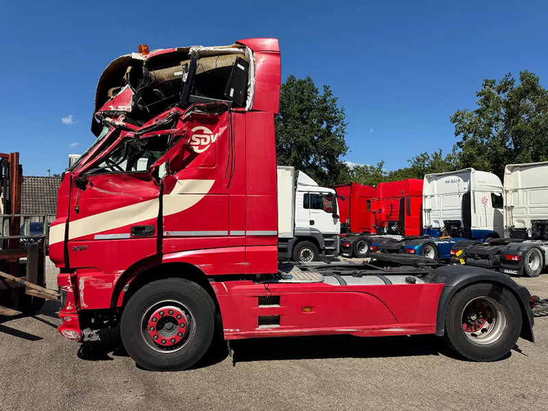 DAF XF 480 4X2 SSC Standairco 2x tank PROD 2019 CABIN DAMAGE 524.410KM - Tracteur routier: photos 2 DAF XF 480 4X2 SSC Standairco 2x tank PROD 2019 CABIN DAMAGE 524.410KM - Tracteur routier: photos 2