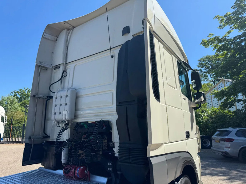 DAF XF 480 SSC Super Space 2x tank LED 264.905KM Smartacho 2 Standairco - Tracteur routier: photos 5 DAF XF 480 SSC Super Space 2x tank LED 264.905KM Smartacho 2 Standairco - Tracteur routier: photos 5