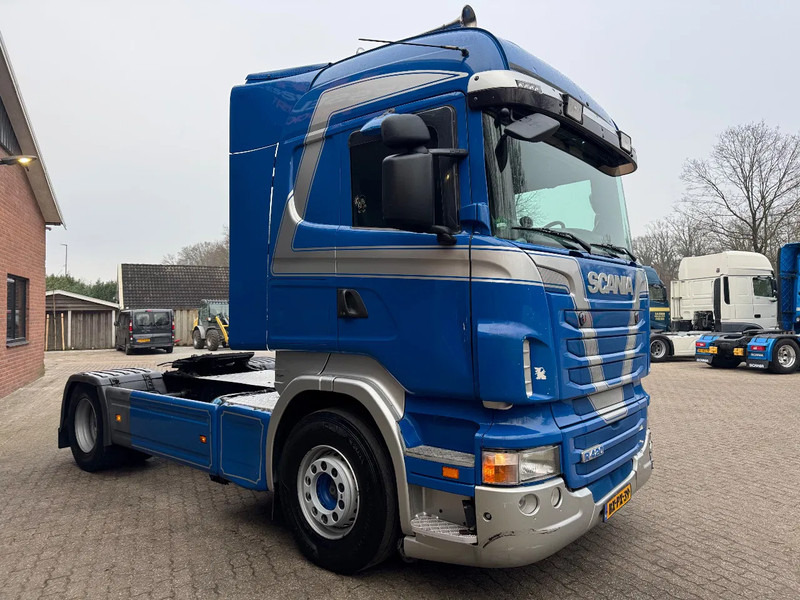 Scania R420 4X2 Higline Retarder AD-Blue PDE APK/TUV 11/2025 - Tracteur routier: photos 2 Scania R420 4X2 Higline Retarder AD-Blue PDE APK/TUV 11/2025 - Tracteur routier: photos 2
