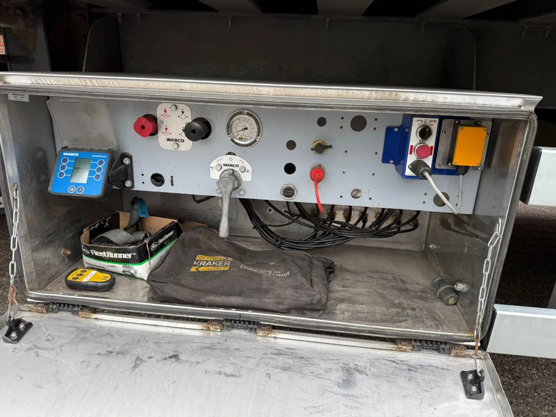 Kraker CF-ISO Koel / Walkingfloor Thermo King SLX 400 Alcoa's - Semi-remorque isothermique: photos 3 Kraker CF-ISO Koel / Walkingfloor Thermo King SLX 400 Alcoa's - Semi-remorque isothermique: photos 3