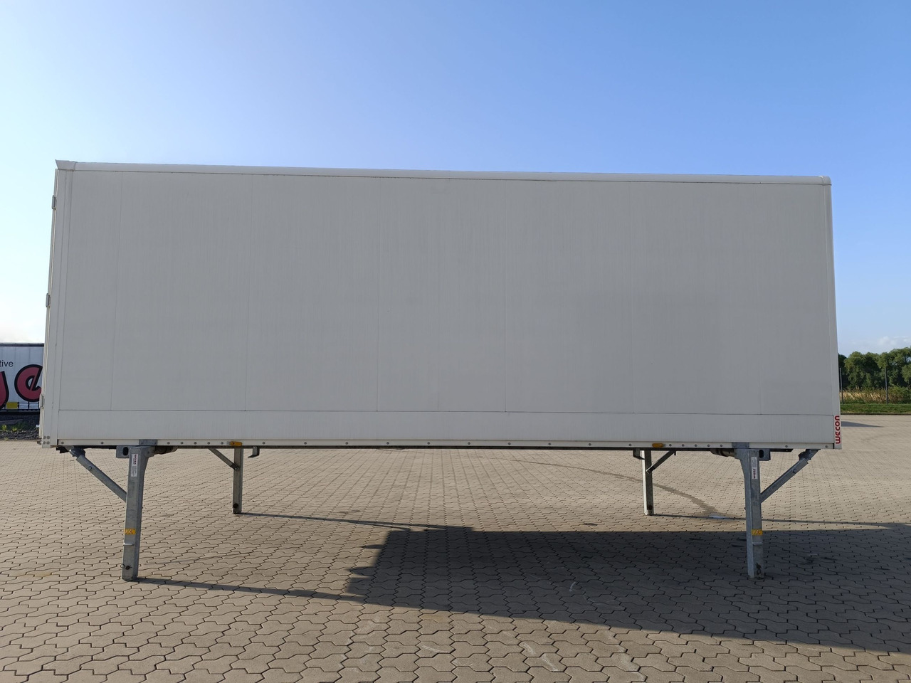 BDF-System, 7.450 mm lang, SONDERPREIS MESSEAUFBAU, - Carrosserie fourgon: photos 5 BDF-System, 7.450 mm lang, SONDERPREIS MESSEAUFBAU, - Carrosserie fourgon: photos 5