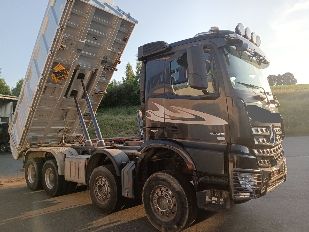 Mercedes-Benz AROCS 3246 8x4 MEILLER 3-Seiten Bordmatic SCHALT - Camion benne: photos 2 Mercedes-Benz AROCS 3246 8x4 MEILLER 3-Seiten Bordmatic SCHALT - Camion benne: photos 2