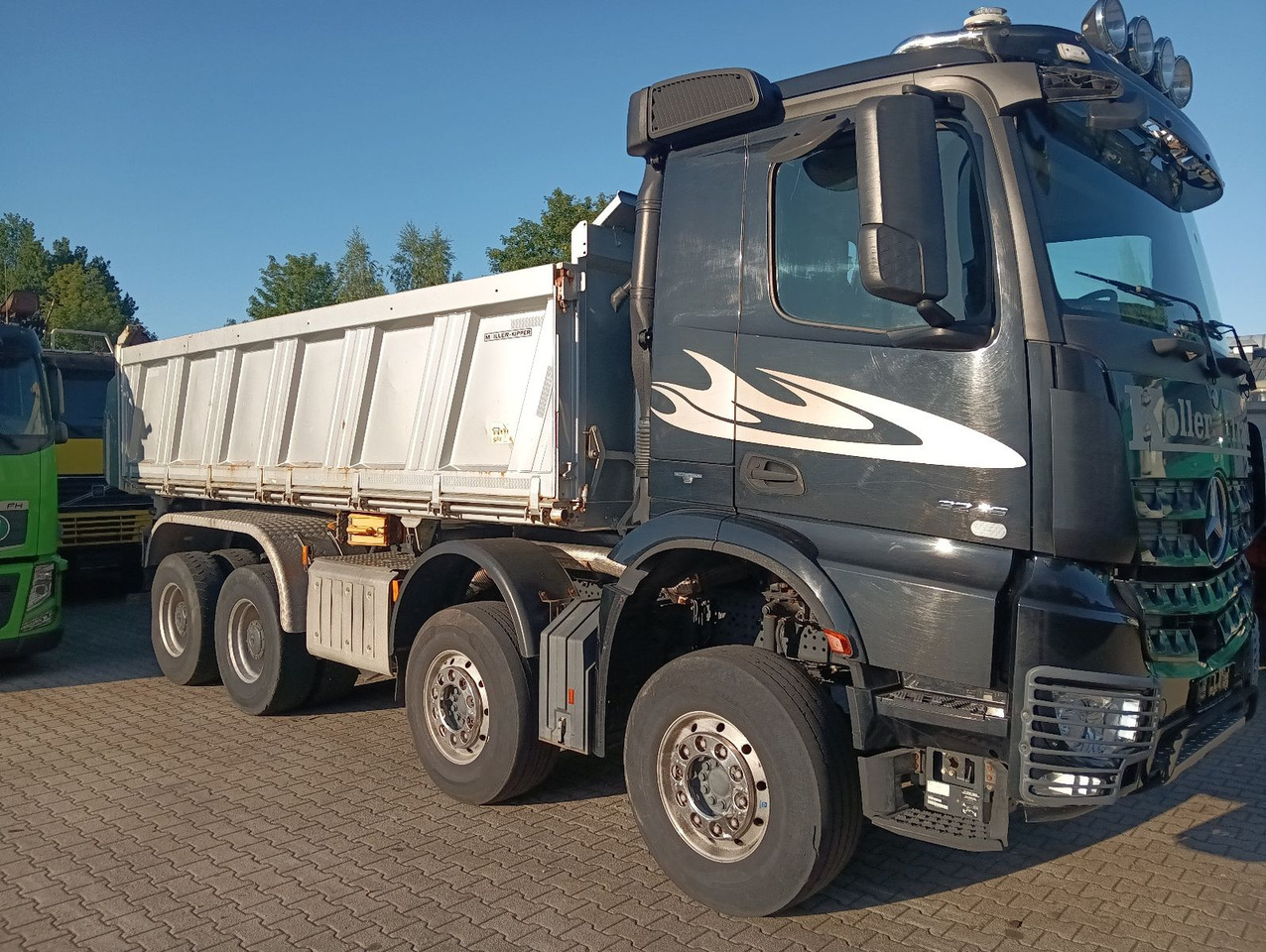 Mercedes-Benz AROCS 3246 8x4 MEILLER 3-Seiten Bordmatic SCHALT - Camion benne: photos 3 Mercedes-Benz AROCS 3246 8x4 MEILLER 3-Seiten Bordmatic SCHALT - Camion benne: photos 3