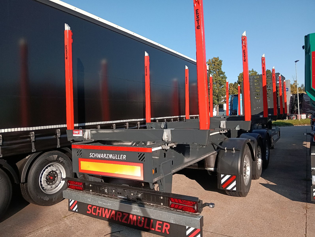 Schwarzmüller 3-A Rungensattel 6xExte144S 5560kg NEU sofort Schwarzmüller 3-A Rungensattel 6xExte144S 5560kg NEU sofort - Semi-remorque grumier: photos 4 Schwarzmüller 3-A Rungensattel 6xExte144S 5560kg NEU sofort Schwarzmüller 3-A Rungensattel 6xExte144S 5560kg NEU sofort - Semi-remorque grumier: photos 4