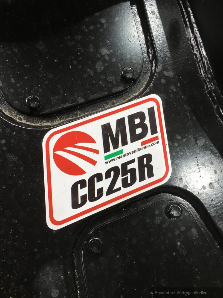 MBI CC25R für 25- 32to. Bagger - Cisaille de démolition pour Engins de chantier: photos 4 MBI CC25R für 25- 32to. Bagger - Cisaille de démolition pour Engins de chantier: photos 4