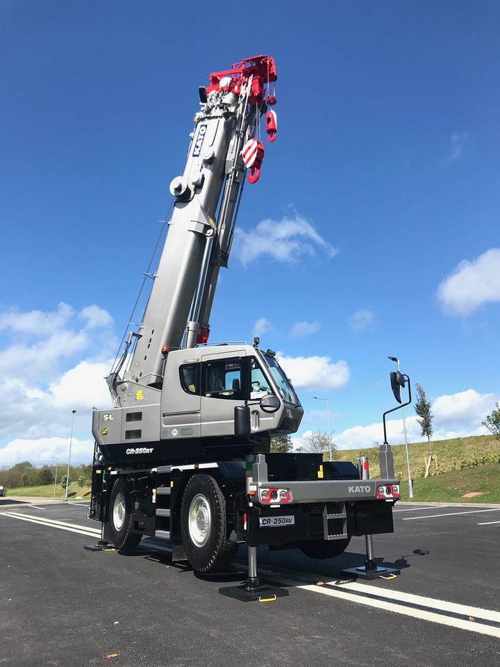 KATO CR-250Rv - 25 Ton Crane - Grue mobile: photos 5 KATO CR-250Rv - 25 Ton Crane - Grue mobile: photos 5