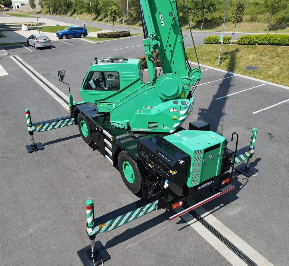 KATO CR250RV - 25 Ton City Crane - New Condition - Grue mobile: photos 4 KATO CR250RV - 25 Ton City Crane - New Condition - Grue mobile: photos 4