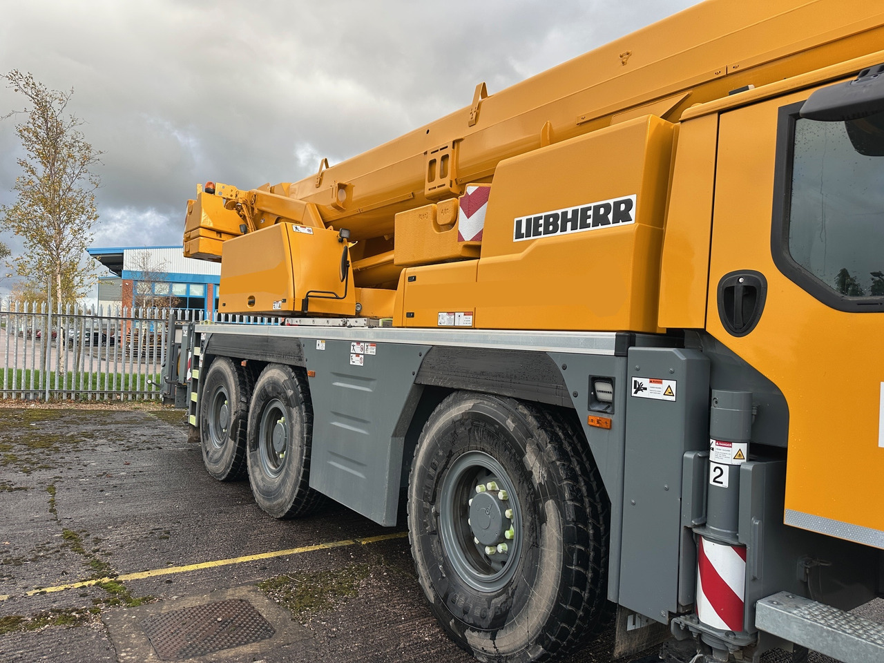 LIEBHERR LTM1060-3.1 - In Brand New Condition, Only 997 Hours - Grue tout-terrain: photos 5 LIEBHERR LTM1060-3.1 - In Brand New Condition, Only 997 Hours - Grue tout-terrain: photos 5