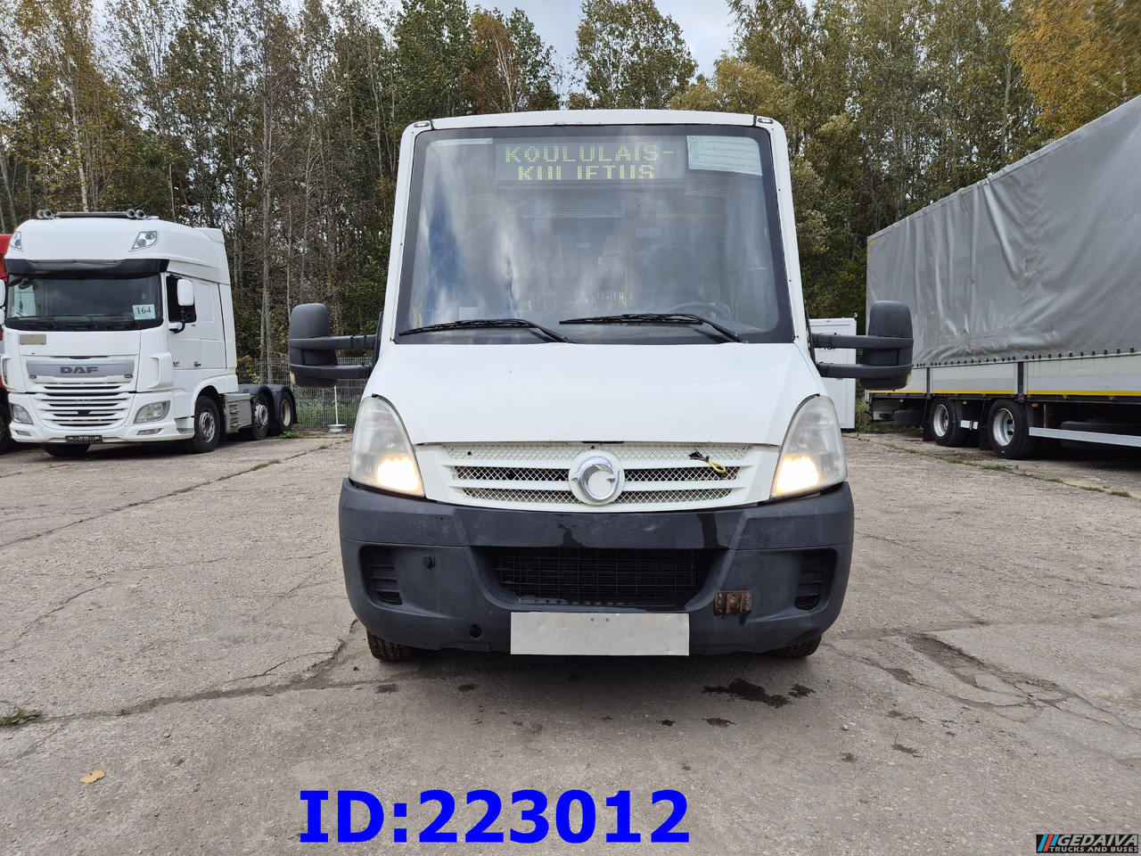 IVECO Daily 50C18 - 23-seater - Autocar: photos 2 IVECO Daily 50C18 - 23-seater - Autocar: photos 2