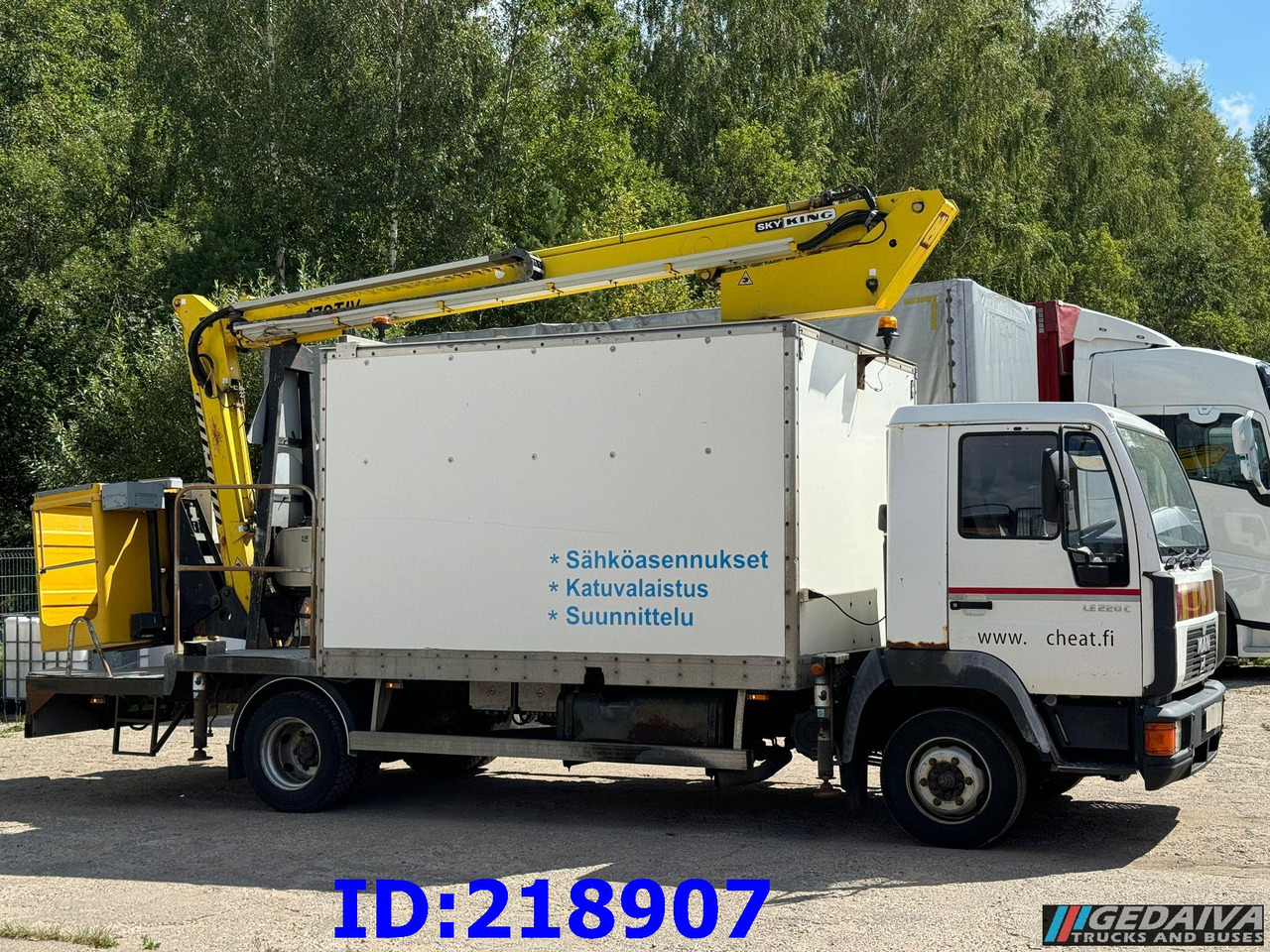 MAN LE 220C + Sky King 179TV - Camion avec nacelle: photos 4 MAN LE 220C + Sky King 179TV - Camion avec nacelle: photos 4