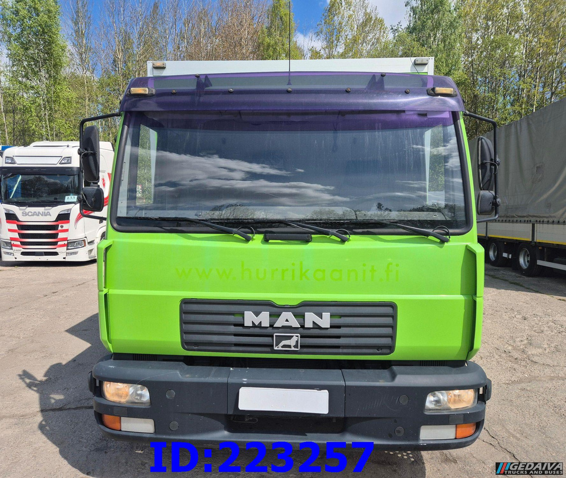 MAN LE 8.150 Manual 139tkm ONLY - Camion fourgon: photos 2 MAN LE 8.150 Manual 139tkm ONLY - Camion fourgon: photos 2