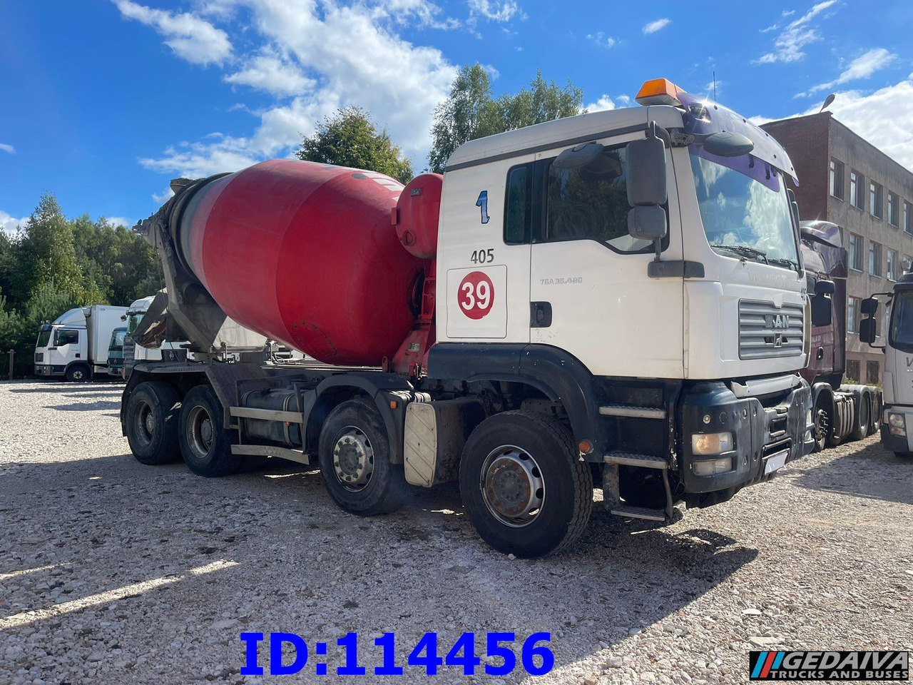 MAN TGA 35.480 8X4 8m3 Manual - Camion malaxeur: photos 2 MAN TGA 35.480 8X4 8m3 Manual - Camion malaxeur: photos 2