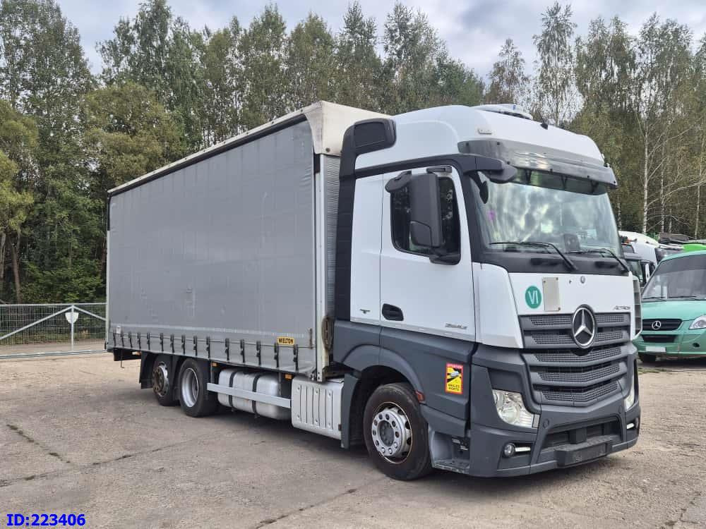 MERCEDES-BENZ Actros 2542 6x2 Euro6 - Camion à rideaux coulissants: photos 4 MERCEDES-BENZ Actros 2542 6x2 Euro6 - Camion à rideaux coulissants: photos 4