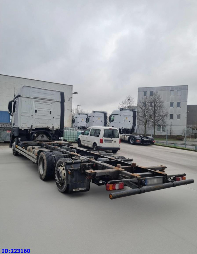 MERCEDES-BENZ Actros 2542 BDF Euro6 - Châssis cabine: photos 5 MERCEDES-BENZ Actros 2542 BDF Euro6 - Châssis cabine: photos 5