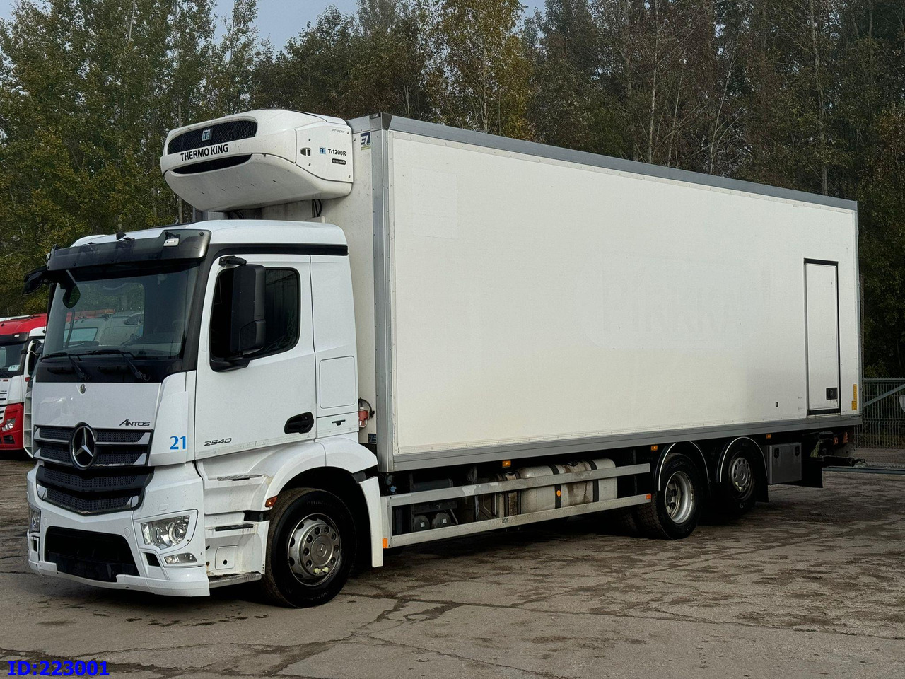 Camion frigorifique MERCEDES-BENZ Antos 2540 6x2 Euro6: photos 1