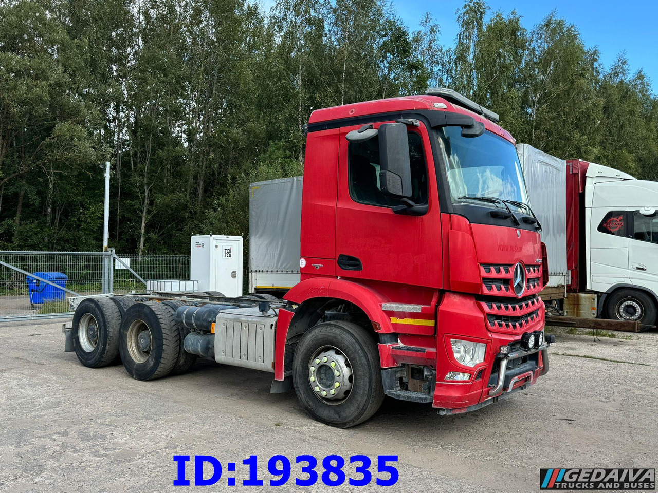 MERCEDES-BENZ Arocs 2840 6x4 Manual Euro6 - Châssis cabine: photos 4 MERCEDES-BENZ Arocs 2840 6x4 Manual Euro6 - Châssis cabine: photos 4