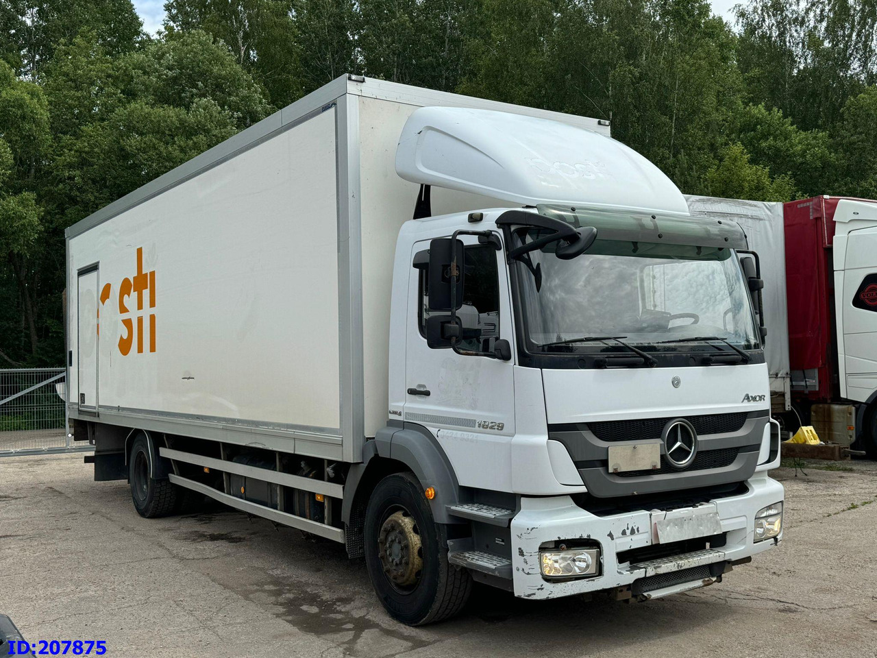 MERCEDES-BENZ Axor 1829 - Euro5 - Manual - Camion isothermique: photos 2 MERCEDES-BENZ Axor 1829 - Euro5 - Manual - Camion isothermique: photos 2