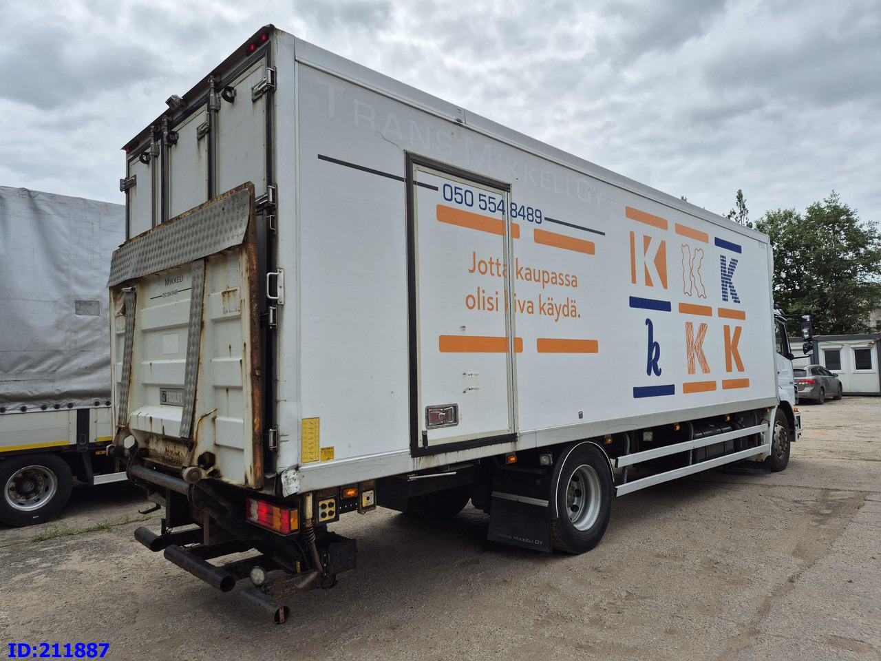 MERCEDES-BENZ Axor 1833 - Manual - Camion frigorifique: photos 5 MERCEDES-BENZ Axor 1833 - Manual - Camion frigorifique: photos 5