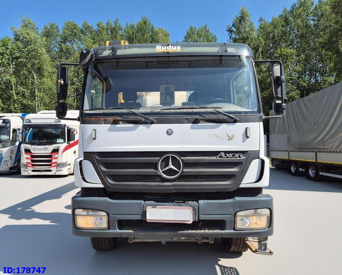 MERCEDES-BENZ Axor 2633 6x4 Schwing 750 - Camion pompe: photos 2 MERCEDES-BENZ Axor 2633 6x4 Schwing 750 - Camion pompe: photos 2