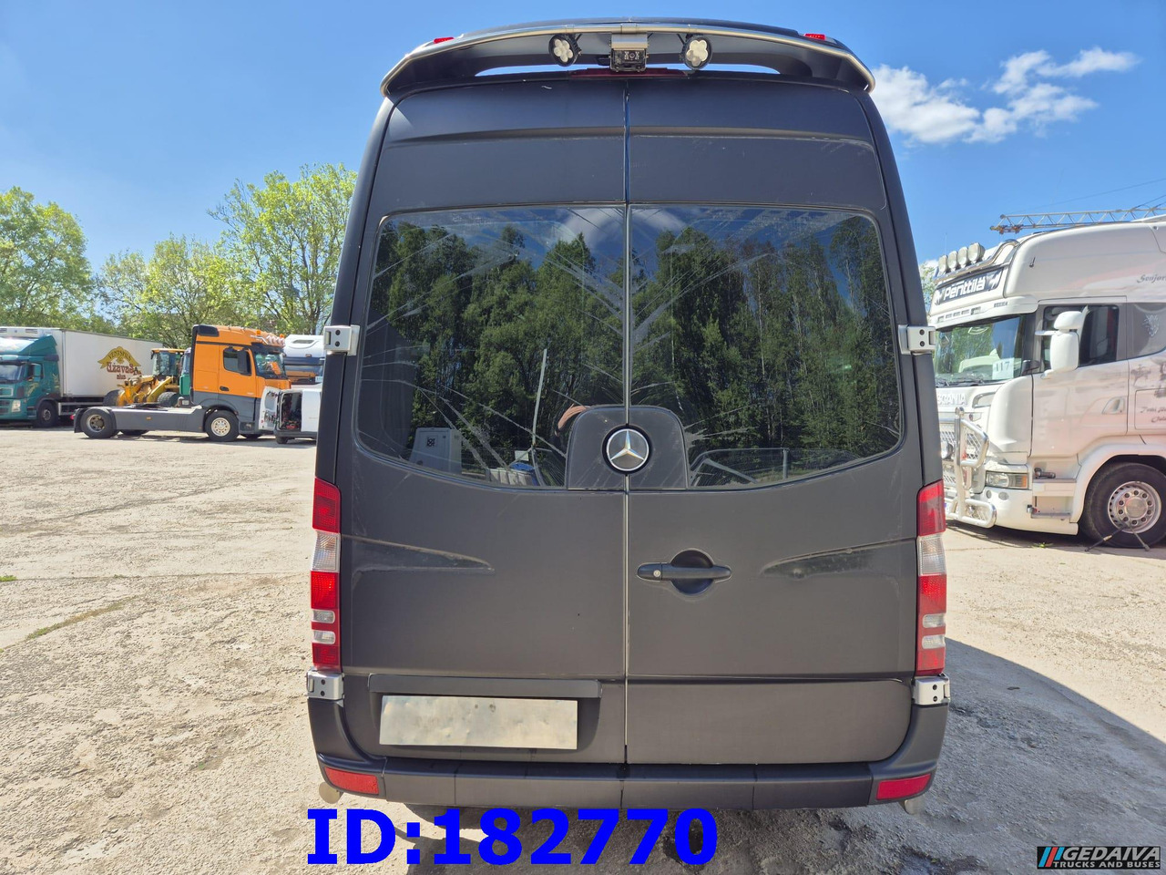 MERCEDES-BENZ Sprinter 319 VIP Euro5 - Autocar: photos 5 MERCEDES-BENZ Sprinter 319 VIP Euro5 - Autocar: photos 5