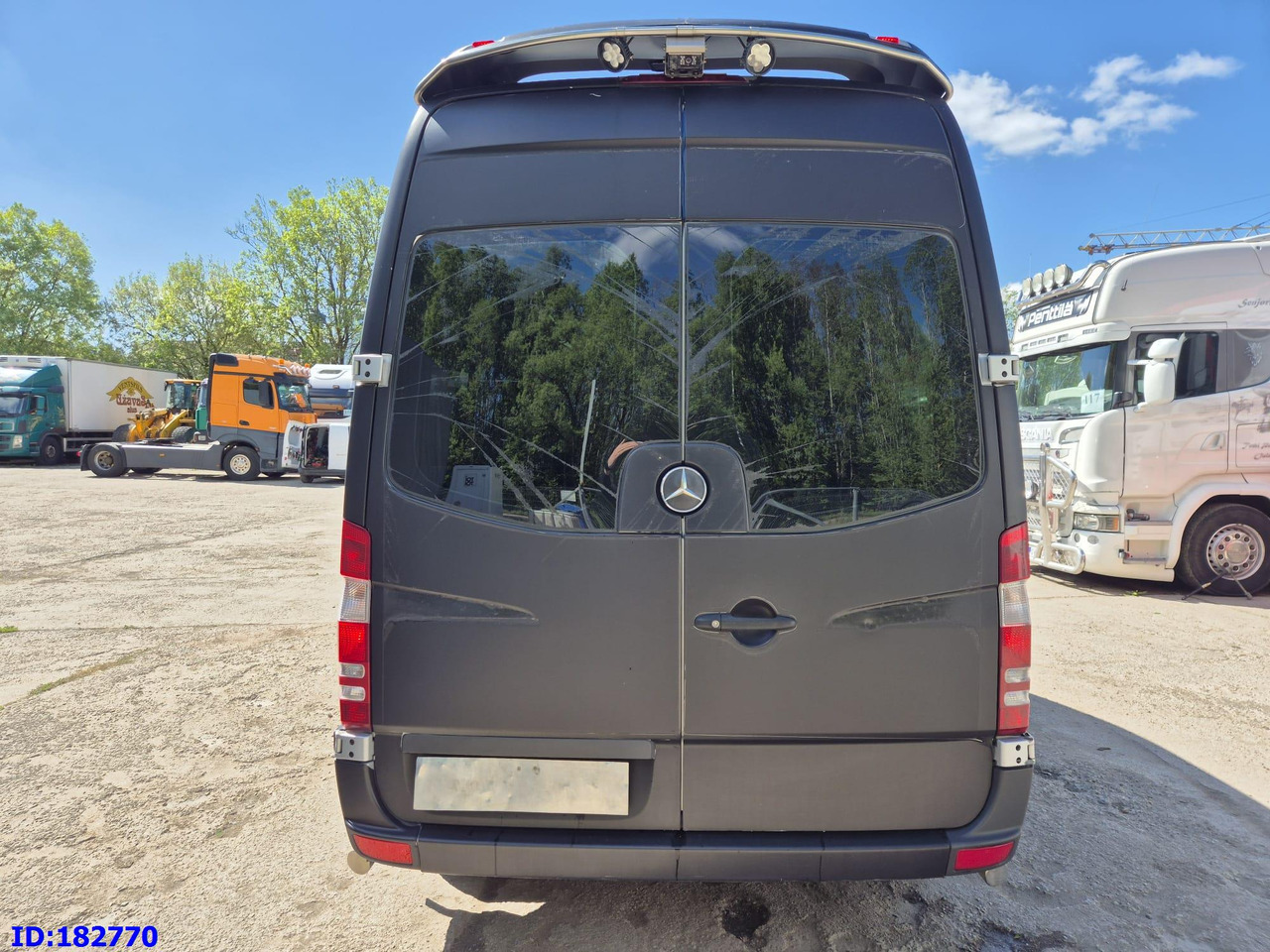 MERCEDES-BENZ Sprinter 319 VIP Euro5 - Autocar: photos 5 MERCEDES-BENZ Sprinter 319 VIP Euro5 - Autocar: photos 5