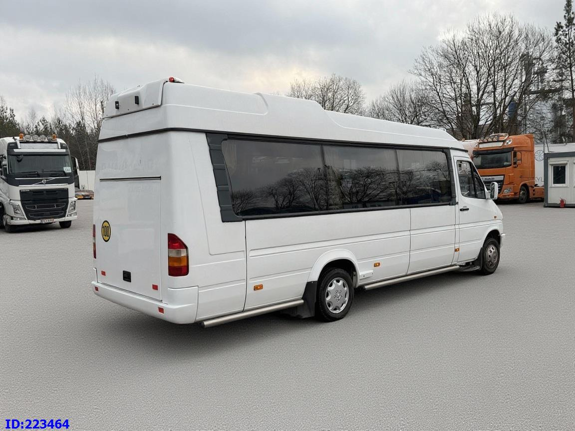 Autocar MERCEDES-BENZ Sprinter 412 VIP XXL 18-places: photos 6 Autocar MERCEDES-BENZ Sprinter 412 VIP XXL 18-places: photos 6