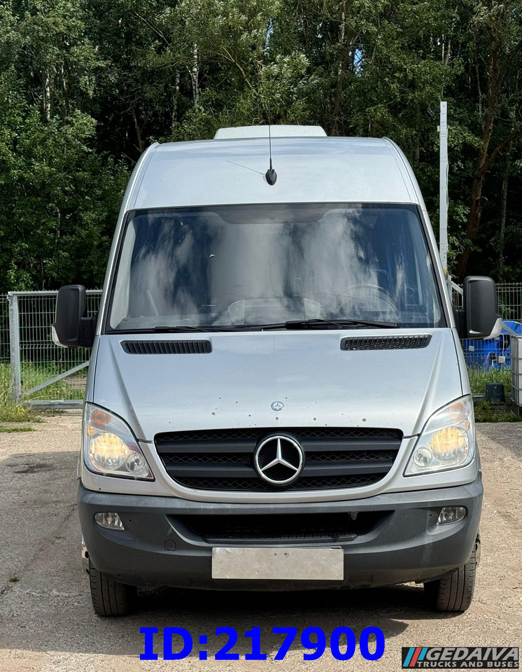 MERCEDES-BENZ Sprinter 516 - VIP - 17 places - Autocar: photos 2 MERCEDES-BENZ Sprinter 516 - VIP - 17 places - Autocar: photos 2