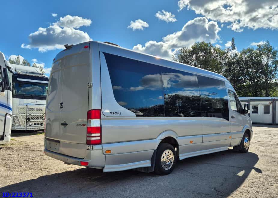 MERCEDES-BENZ Sprinter 518 - VIP - 17-seater - Autocar: photos 5 MERCEDES-BENZ Sprinter 518 - VIP - 17-seater - Autocar: photos 5