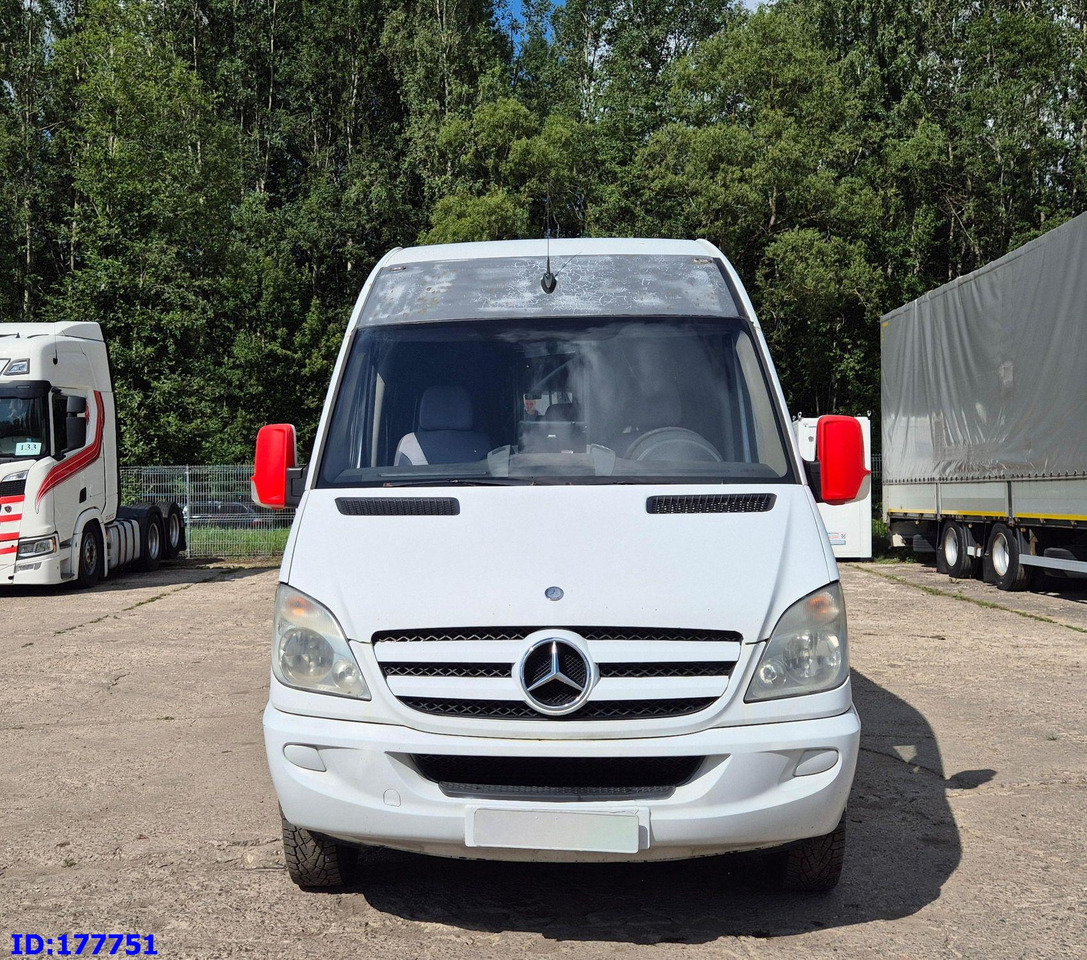 MERCEDES-BENZ Sprinter 518 - VIP - 17-seater - Autocar: photos 2 MERCEDES-BENZ Sprinter 518 - VIP - 17-seater - Autocar: photos 2