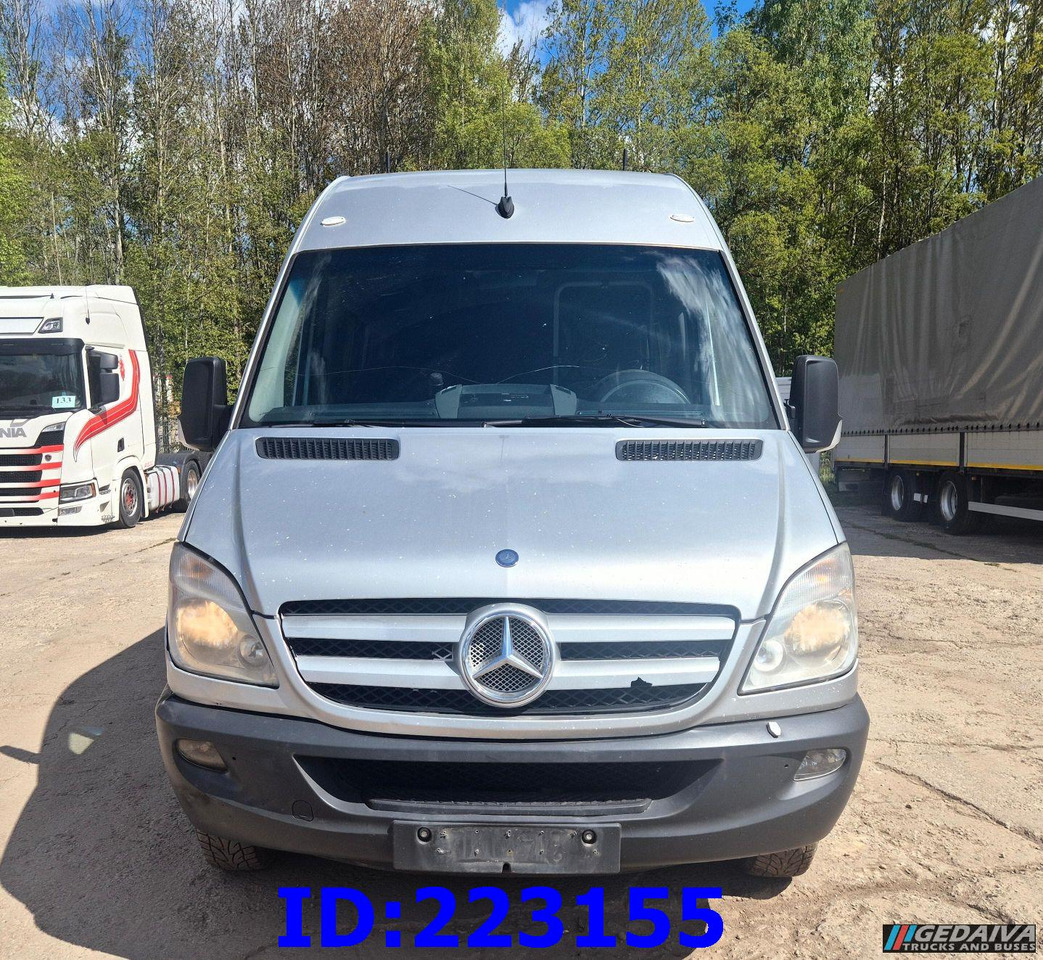 MERCEDES-BENZ Sprinter 519 - Prostyle VIP - 17-seater - Autocar: photos 2 MERCEDES-BENZ Sprinter 519 - Prostyle VIP - 17-seater - Autocar: photos 2