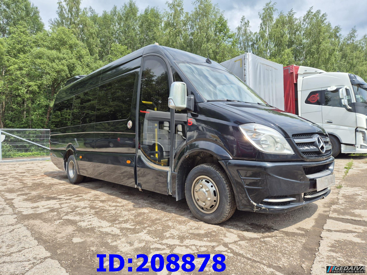 MERCEDES-BENZ Sprinter 519 -VIP- 17 places - Autocar: photos 4 MERCEDES-BENZ Sprinter 519 -VIP- 17 places - Autocar: photos 4