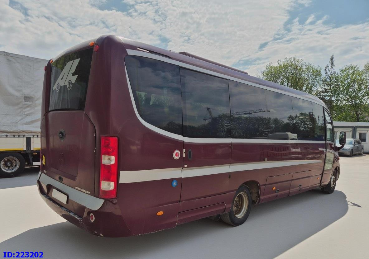 MERCEDES-BENZ Sunrider 818D Vario 33 - Seater - Minibus, Autocar: photos 4 MERCEDES-BENZ Sunrider 818D Vario 33 - Seater - Minibus, Autocar: photos 4