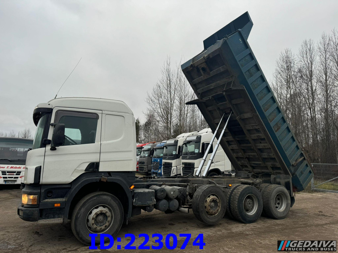 SCANIA 124 8x2 - Manual - Full steel - Camion benne: photos 1 SCANIA 124 8x2 - Manual - Full steel - Camion benne: photos 1