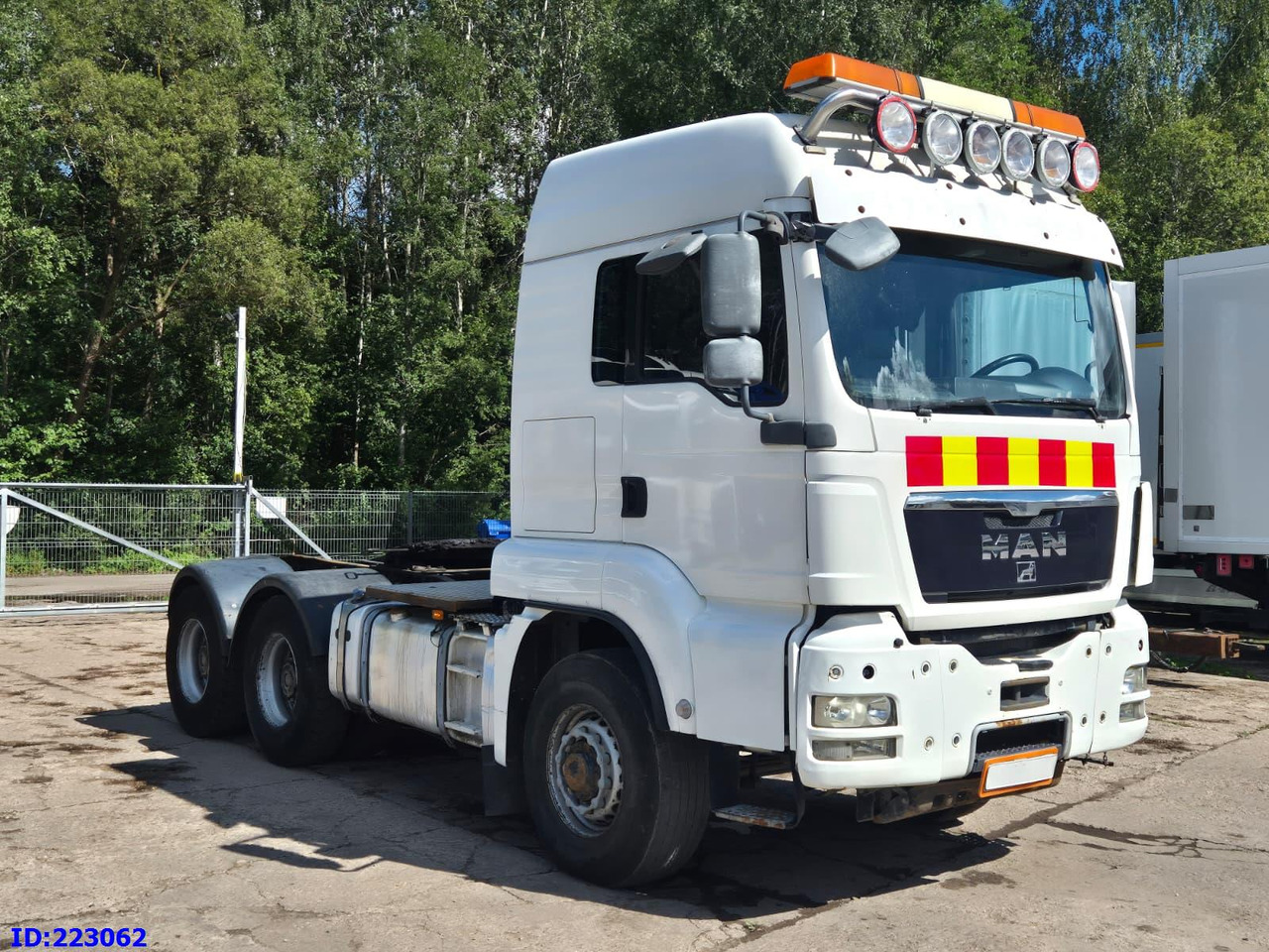 MAN TGS 26.540 - 6X6 - Euro5 - manual - Tracteur routier: photos 4 MAN TGS 26.540 - 6X6 - Euro5 - manual - Tracteur routier: photos 4