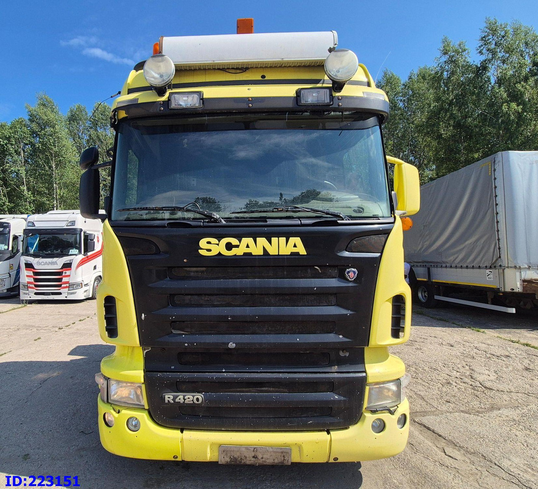 SCANIA R420 6x2 + Crane Palfinger PK23500 + Remote control - Tracteur routier: photos 2 SCANIA R420 6x2 + Crane Palfinger PK23500 + Remote control - Tracteur routier: photos 2