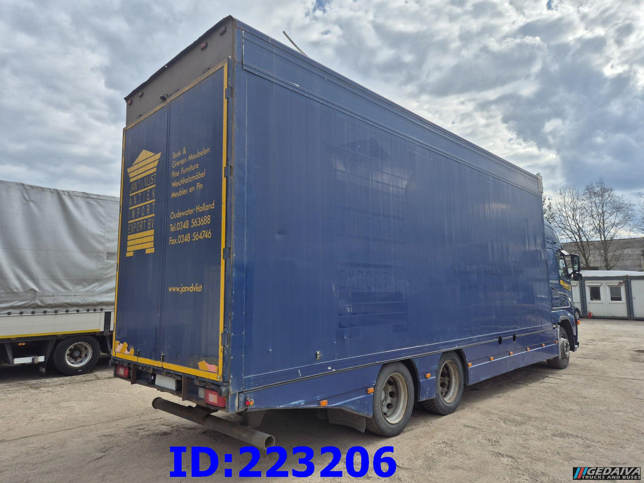 VOLVO FH12 420HP 6x2 - Camion isothermique: photos 4 VOLVO FH12 420HP 6x2 - Camion isothermique: photos 4