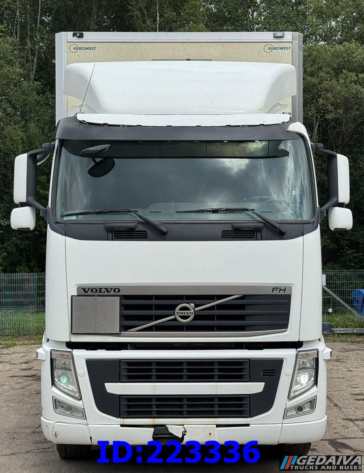 VOLVO FH13 460HP 6x2 OPEN SIDE BOX - Camion fourgon: photos 2 VOLVO FH13 460HP 6x2 OPEN SIDE BOX - Camion fourgon: photos 2