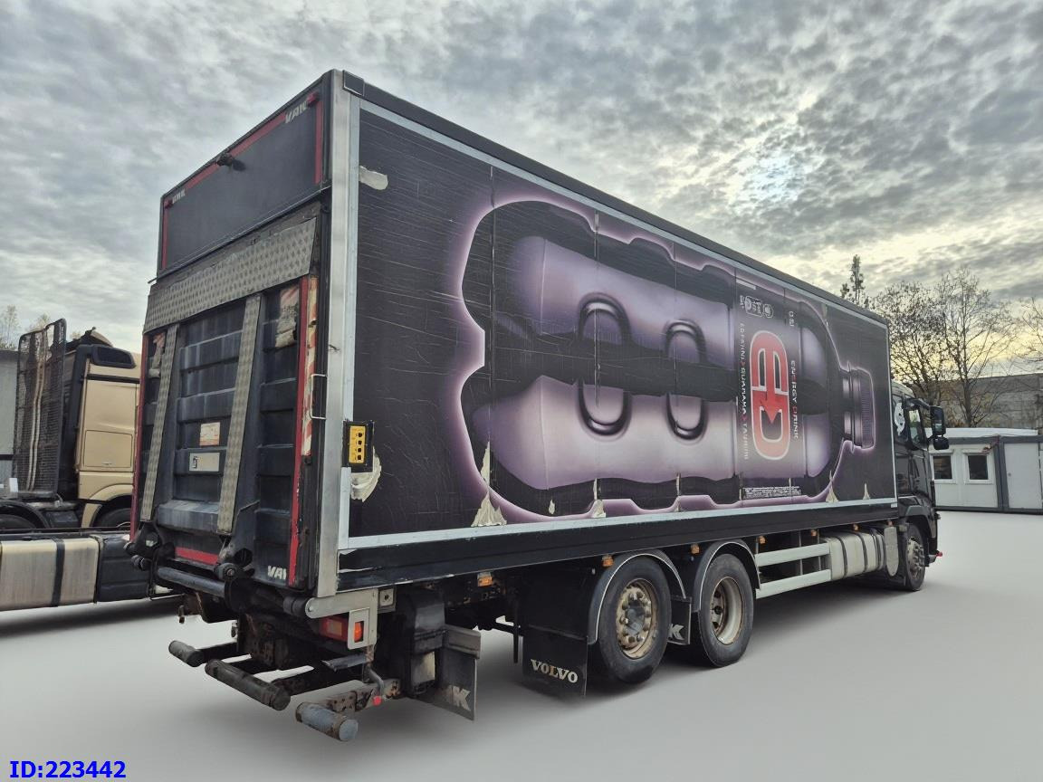 VOLVO FH13 480HP 6X2 - Camion fourgon: photos 5 VOLVO FH13 480HP 6X2 - Camion fourgon: photos 5