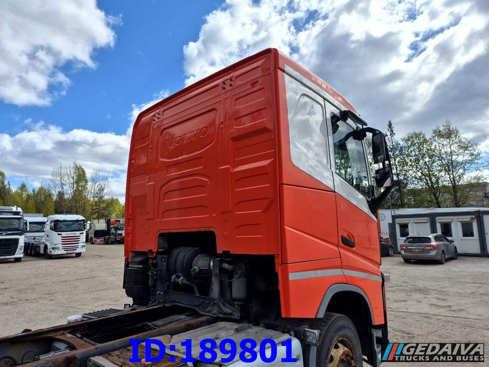 VOLVO FH13 500HP 6x2 Euro6 - Châssis cabine: photos 5 VOLVO FH13 500HP 6x2 Euro6 - Châssis cabine: photos 5