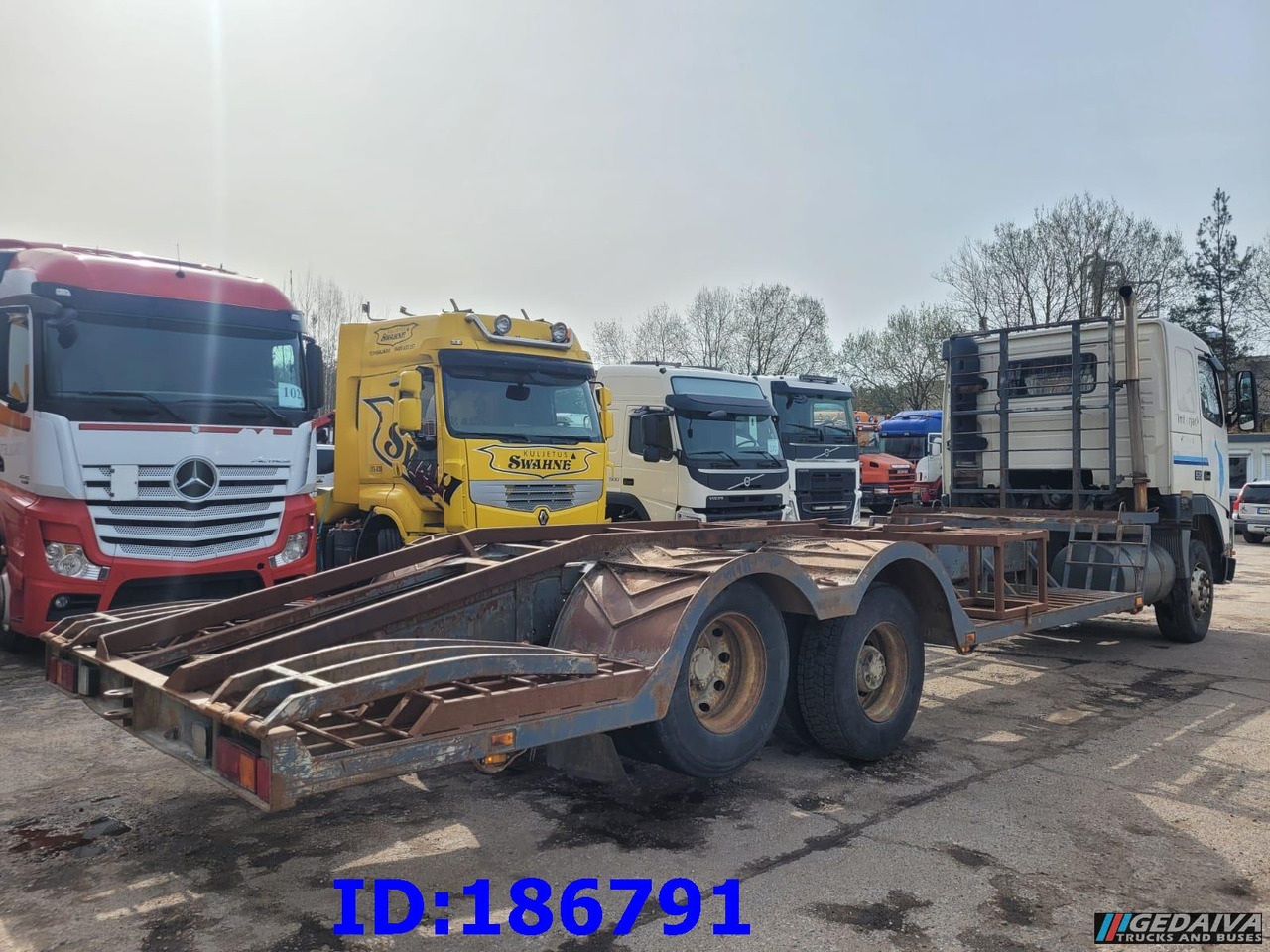 VOLVO FH16 520HP - 6X2 - Camion plateau: photos 5 VOLVO FH16 520HP - 6X2 - Camion plateau: photos 5