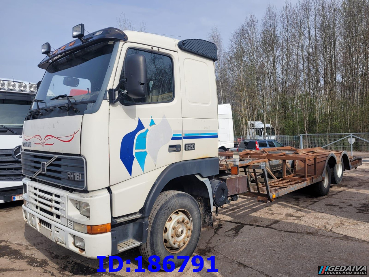 VOLVO FH16 520HP - 6X2 - Camion plateau: photos 1 VOLVO FH16 520HP - 6X2 - Camion plateau: photos 1